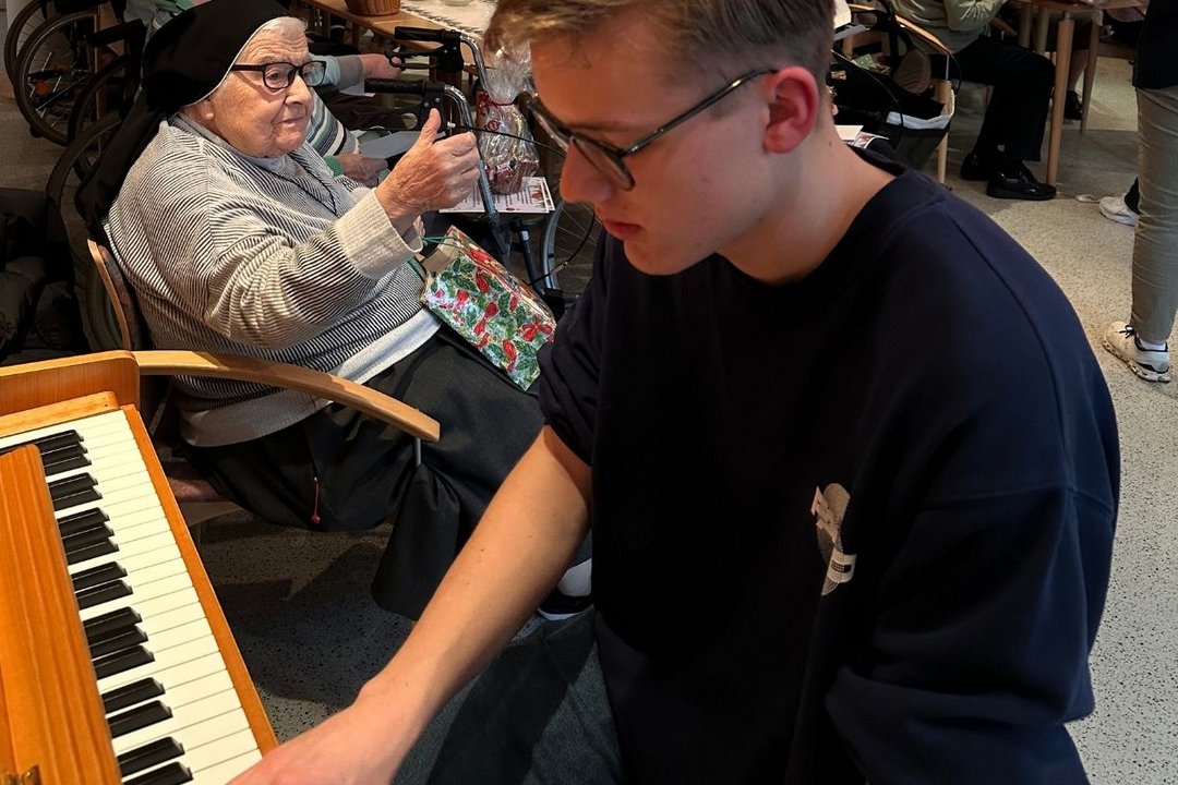 Weihnachtsbesuch im Haus Salus 09