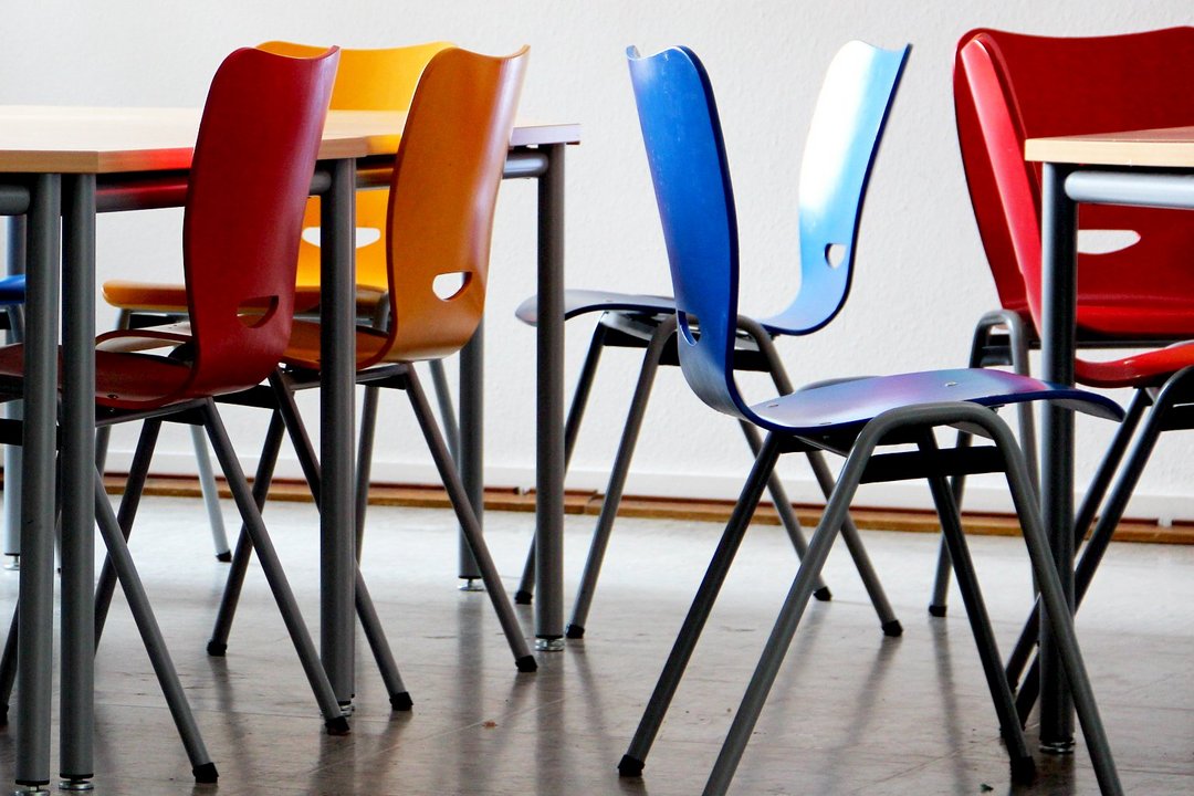 Schulstühle